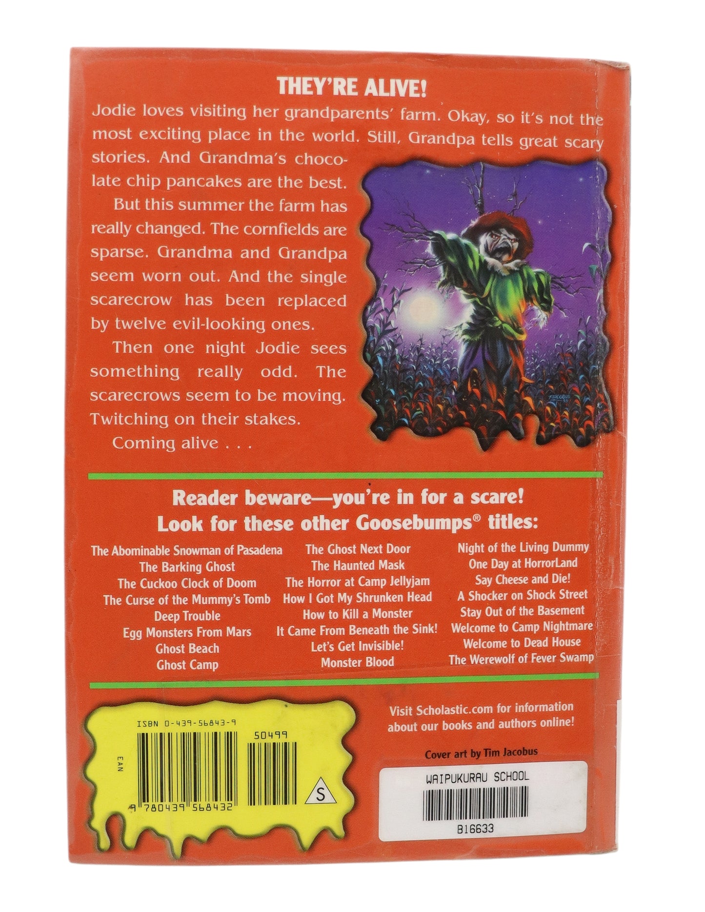 R.L Stine Goosebumps - The scarecrow walks at midnight Book