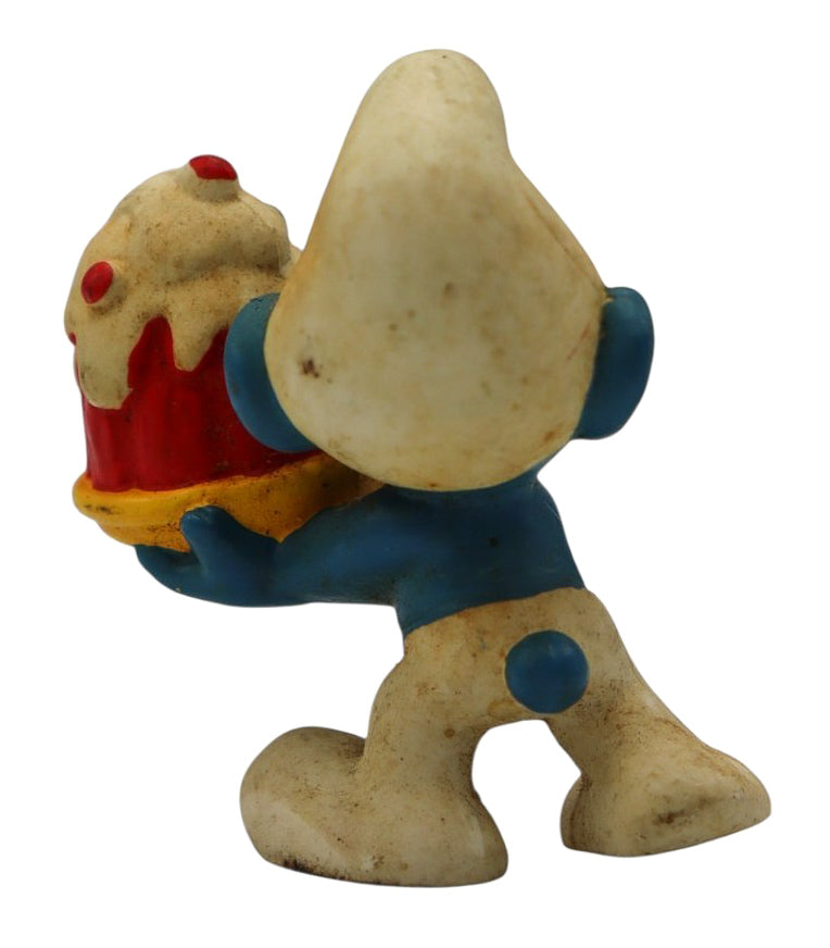 1977 Vintage Schleich Peyo Cake Smurf 20100 Greedy Dessert PVC Figure