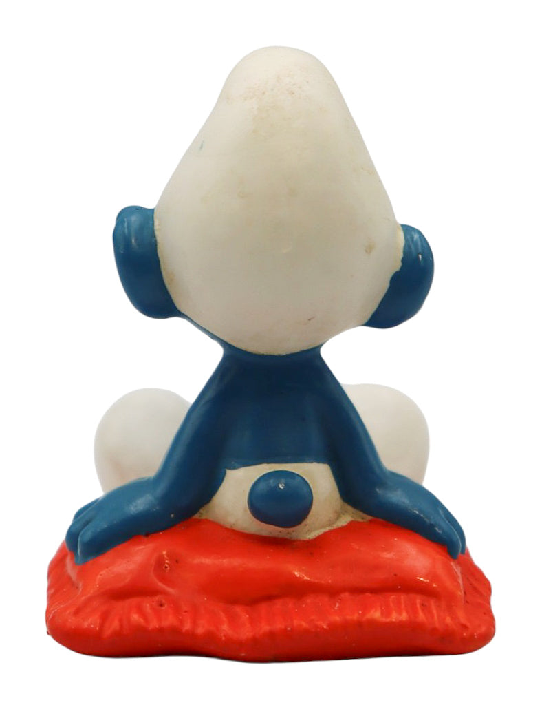1975 Schleich Cushion Smurf 20085 Vintage Peyo PVC Figurine