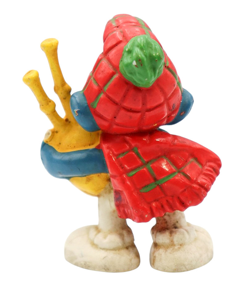 1978 Schleich Scottish Smurf Figurine with Bagpipes #20105