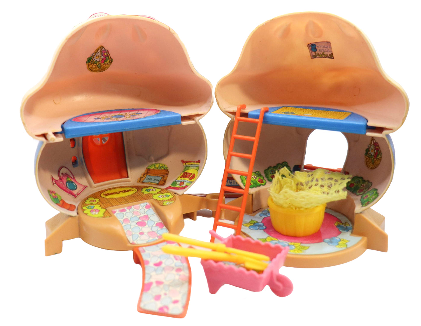 1981 Strawberry Shortcake Blueberry Garden Shoppe