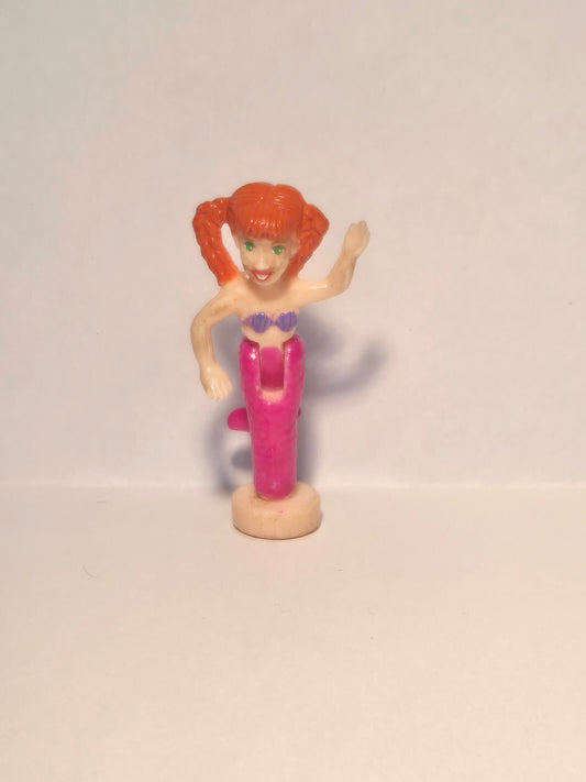 Auction - Anna Mclay