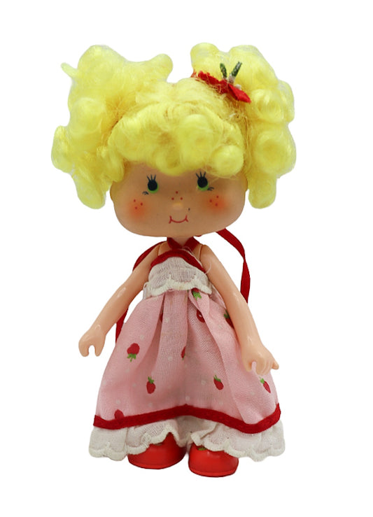 1980s Strawberry shortcake Lemon Meringue in berry pretty dress