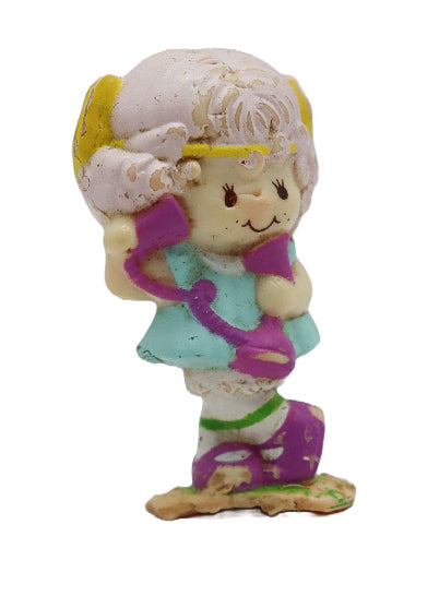 1982 Strawberry shortcake Angel cake vinyl mini figure