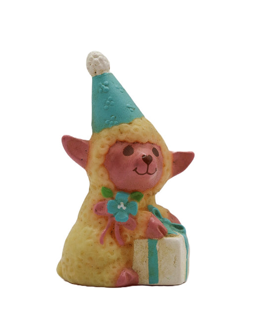 1980s Strawberry shortcake Party pleaser Melonie Belle Lamb pet