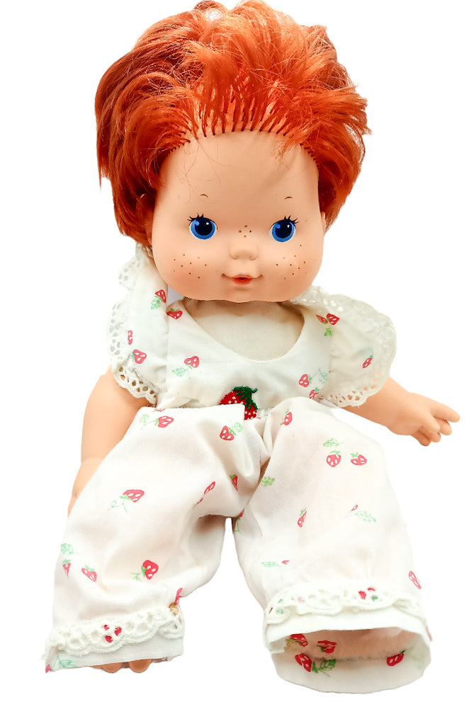 1982 Strawberry shortcake baby doll