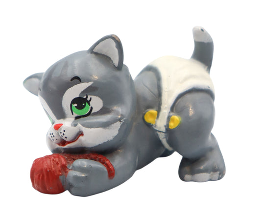 1991 Galoob Magic Diaper Babies Pet Grey Kitten With Yarn