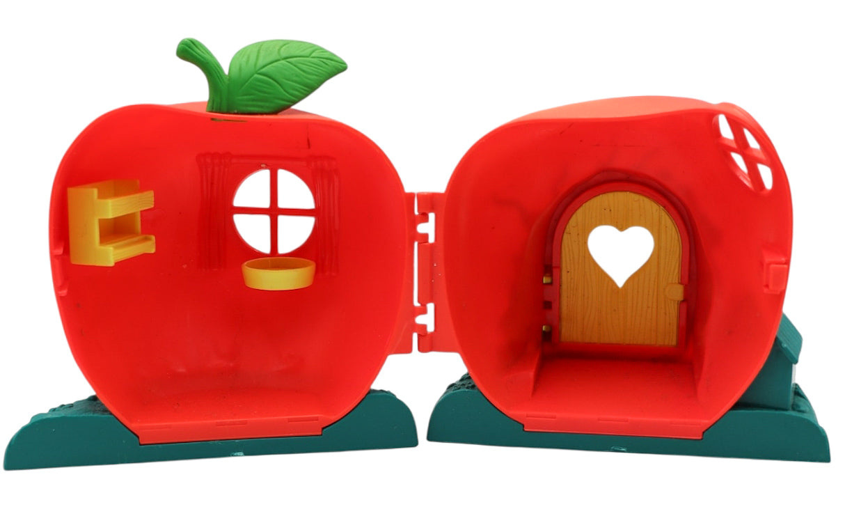 2005 Lanard Fairykins Apple House Playset