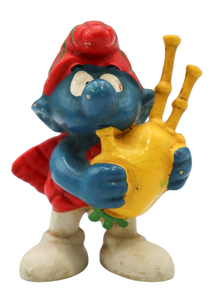 1978 Schleich Scottish Smurf Figurine with Bagpipes #20105