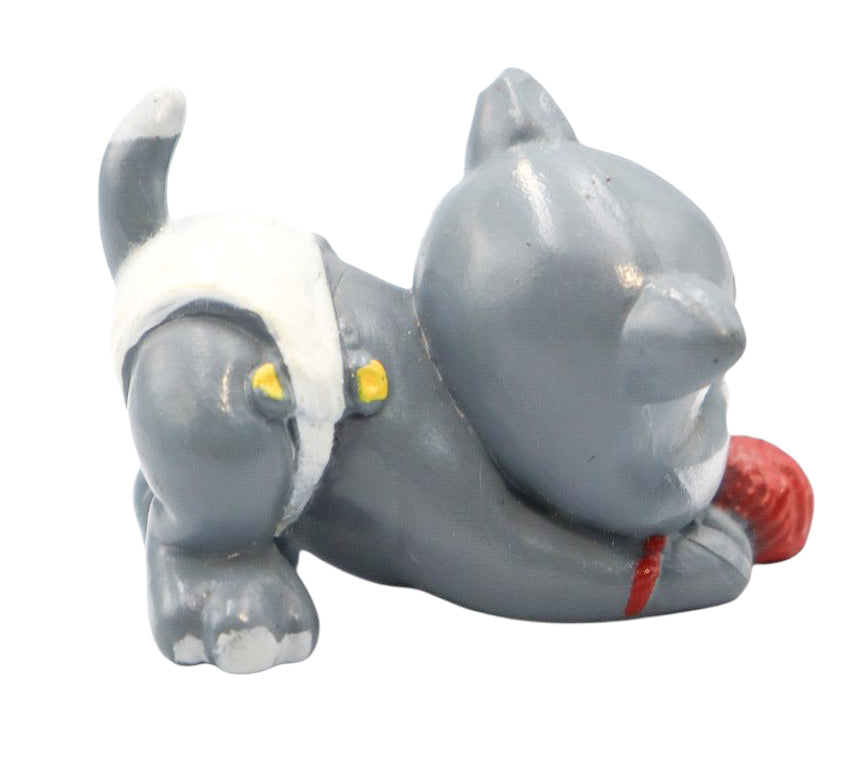 1991 Galoob Magic Diaper Pets Grey Kitten with Yarn Ball PVC Figure Assorted