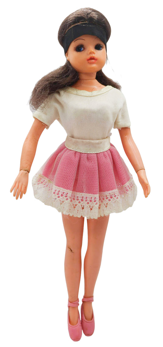 1979 Pedigree Activate Ballerina Sindy