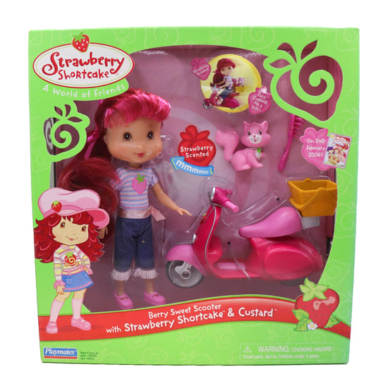 2006 Playmates Strawberry Shortcake A World Of Friends Berry Sweet Scooter With Strawberry Shortcake & Custard