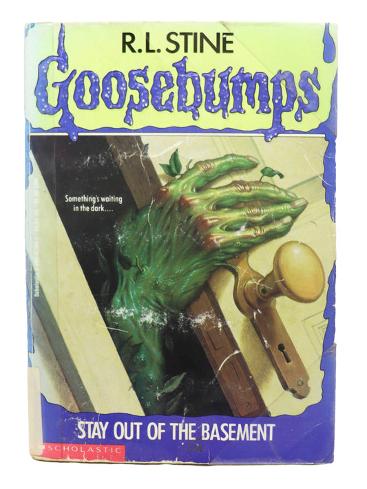 R.L Stine Goosebumps -Stay out of the Basement book